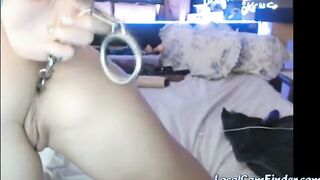 girl anal plug show