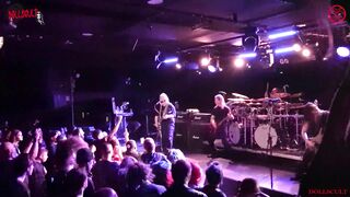 Having fun while watching one of our favourite metal band