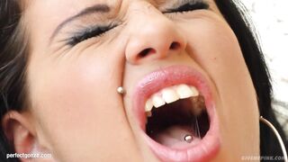 Anna gets herself off by masturbating with fingers and dildo