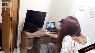 Technician attends customer was alone!