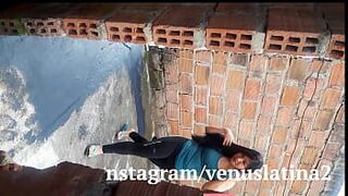 She sucks me off in an abandoned house PART 1 Follow her on instagram/venuslatina2