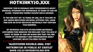 AlexThorn double anal fist Hotkinkyjo in public at Swiny Castle