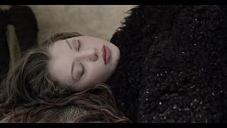 Fantasy BareMaidens - Elenka Story