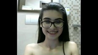 Tiny 18 Yr Italian Cam Girl Masturbates on Exposedcams.cf