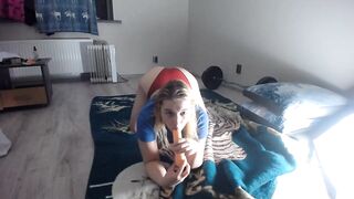 SUCKING AND PLAYING WITH MYSELF