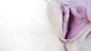 sexy hot girl’s juicy pussy gaping