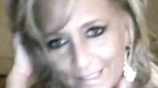 HOT MILF Webcam show Visit www.18xgirlcam.com to meet more milfs online