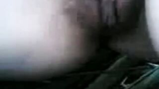 malay- telanjang bulat kat dlm belukar
