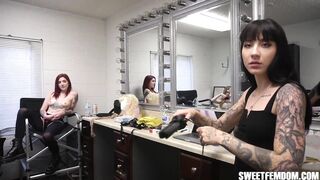 3 Sluts in a Dressing Room Make You Jerk Your Tiny Dick