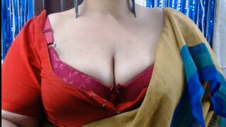 Indian aunty peeing (susu) part 2