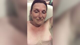 Hot, sweaty and horny in the bath