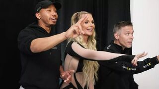 Jenna Swhite Wraps Her Plump Lips Around Jimmy's Fat Cock And Moans Out For More - BRAZZERS