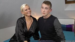Horny Stepmom make me cum