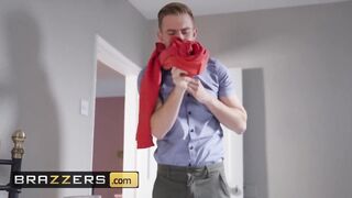 Milfs Like it Big - Petite Princess Eve Danny D - Out Like