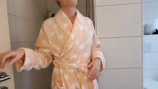 Date Films While Showering!
