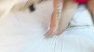 Novinha do sul dança rebolando a bunda na intenção de tomar no cu ( COMPLETO NO SHEER E RED )