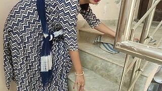 hot xxx kaam wali (maid) fucked hard until orgasm in hindi audio
