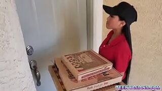 Delivery Girl1.mp4