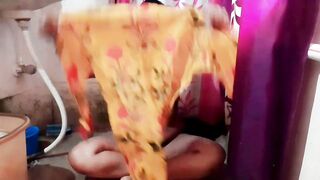 Indian Housewife Sexy Lady Show Part 1