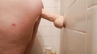 huge dildo anal