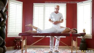 Brazzers - Dirty Masseur - Jenni Lee and Johnny Sins - Stret