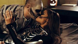 EroticaX - Sexy Zombie Romantic Halloween Surprise