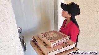Delivery Girl2.mp4