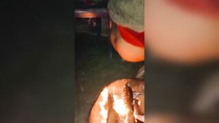 Thandi mai pussy ko gram karti desi bhabhi