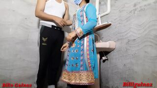 Indian Beautiful girlfriend Fucking In Washroom