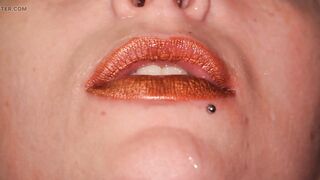 Cum on my metalic lips: six loads