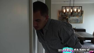 Horny Stepmom Caught Sexting With Stepson's Friend - Kaylynn