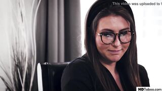 Successful lesbian business woman dumped again - Paige Owens and Mia Moore