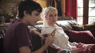 MissaX - Step-Mother's Bad Date - Slimthick Vic Marie