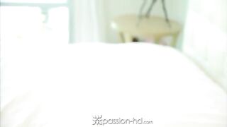 Passion-HD - Johnny gets hard with Sophia Wilde's wet pussy