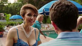 Maggie Gyllenhaal gets banged during a porn shoot in The Deuce S03E08