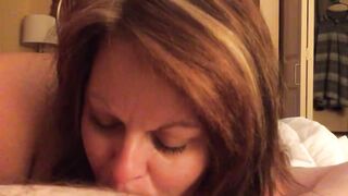 Cheating bbw wife sucking cock until he cums