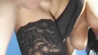 Amateur babe with big boobs gets banged and takes facial cumshot