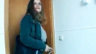 Chubby slut spreads her wet pussy on the