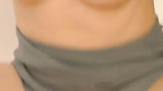 Amateur threesome with cum swapping