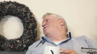Sasha Sparrow's pussy is this old guy's naughty Christmas present