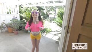 Cute Brunnete Teen Meets Guy Online