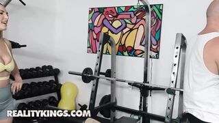 Naughty Blonde Hottie Joslyn Jane Teases JMac Before Taking A Pussy Workout - REALITY KINGS