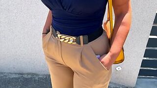 First porn for Vanessa, secretary, 30 years old
