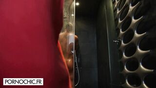 Intense sex in the shower