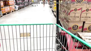MOSTROU O CU E O PEITO NO MERCADO E DEU O CU PRO GERENTE NO ESTOQUE