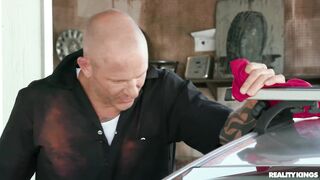 Servicing The Mechanic Reality Kings