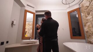 An hour-long orgy filmed non-stop!