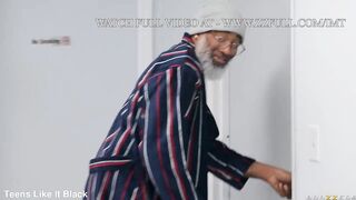Ass-isted Living Nurse Does Anal.SlimThick Vic / Brazzers / stream full from www.zzfull.com/imt