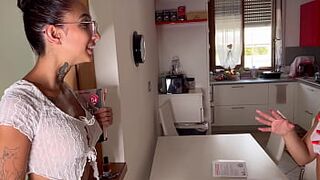 Sara Diamante takes hot private Spanish lessons