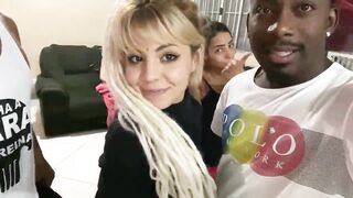 Team prepared for the top scenes in Brazil, Ruivinha with 3 black men